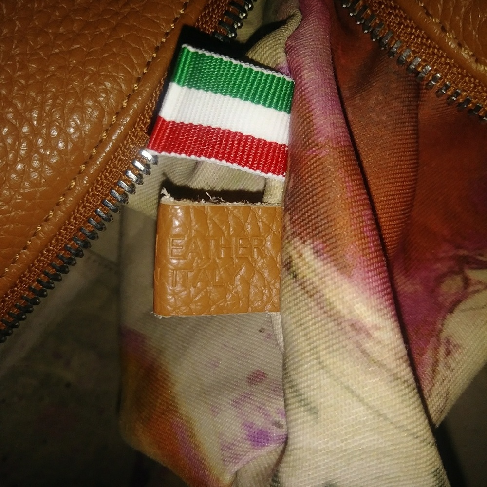 Handbag - Picture 6 of 8